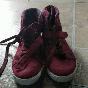 Payless burgundy shoes